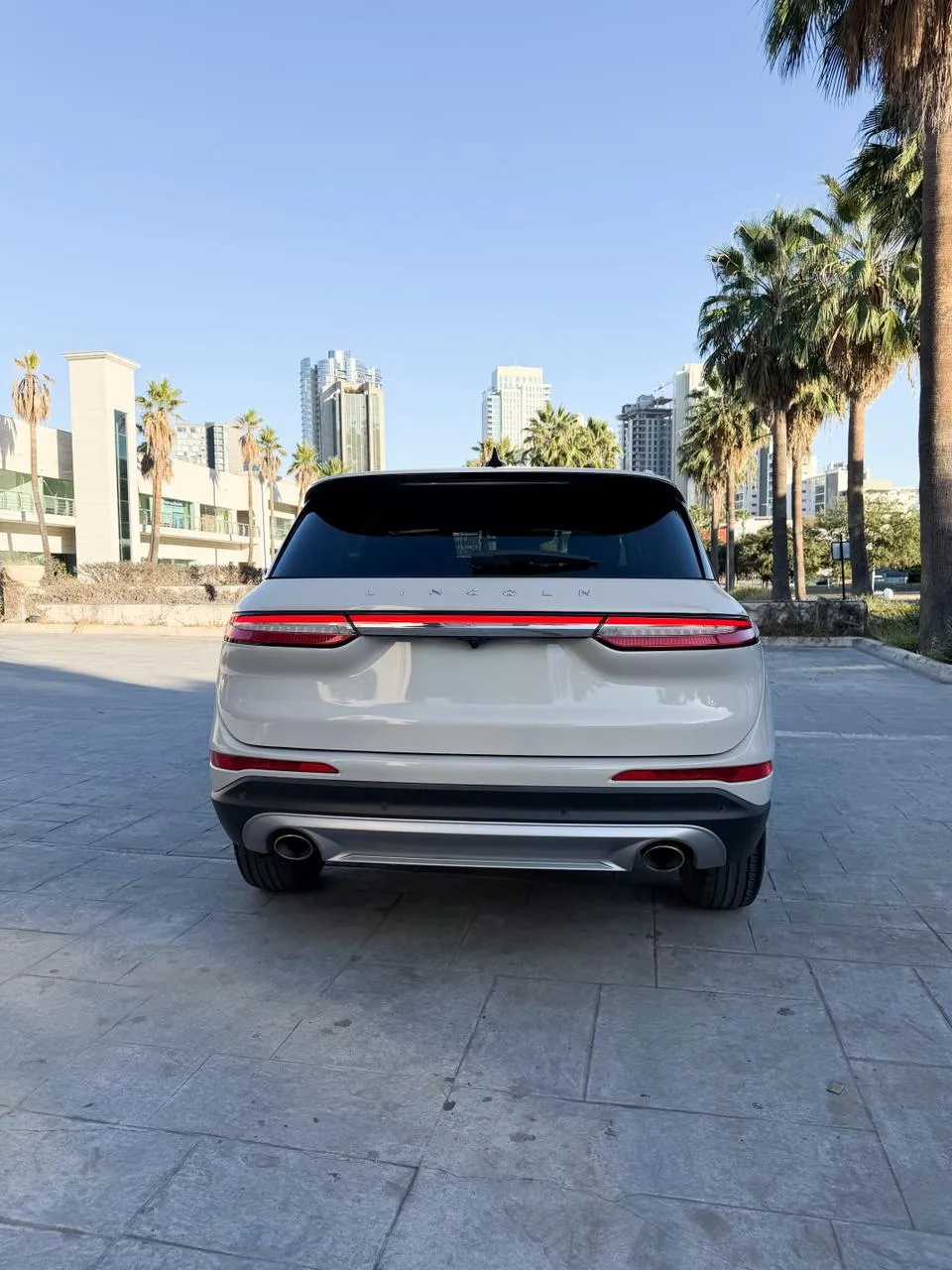 Lincoln Corsair 2024 — foto 15 de 15