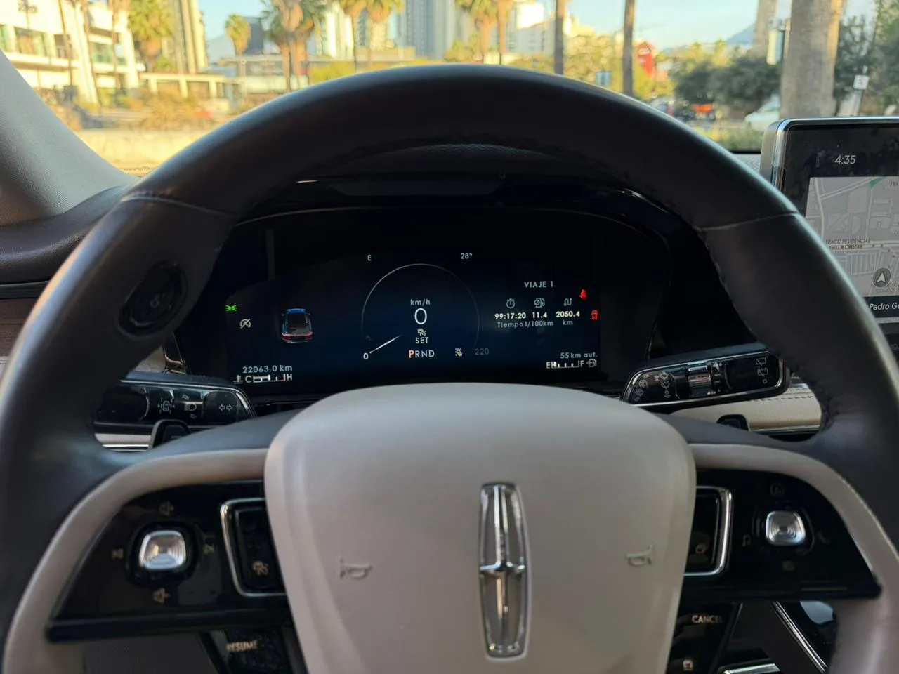 Lincoln Corsair 2024 — foto 12 de 15