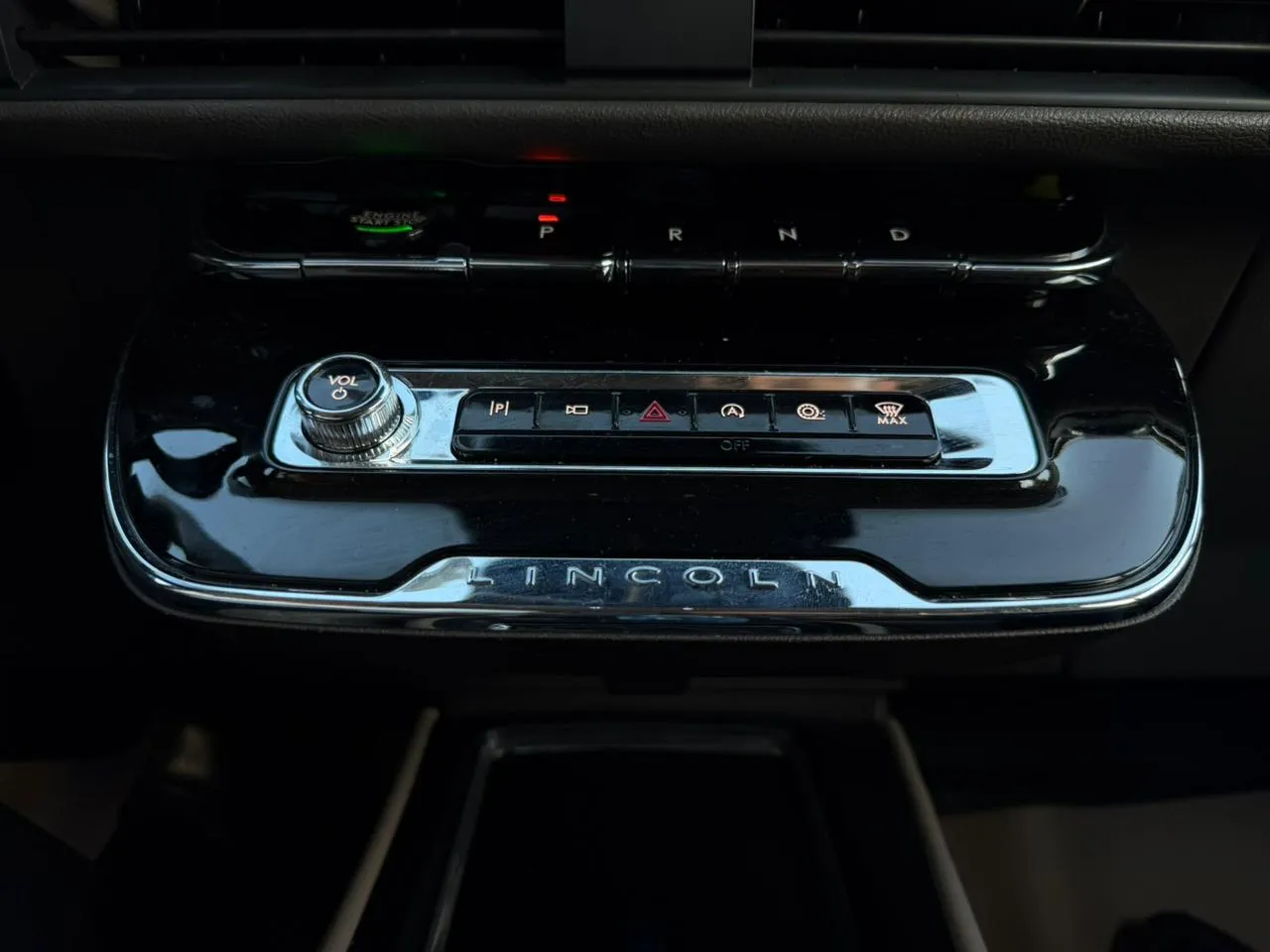 Lincoln Corsair 2024 — foto 4 de 15