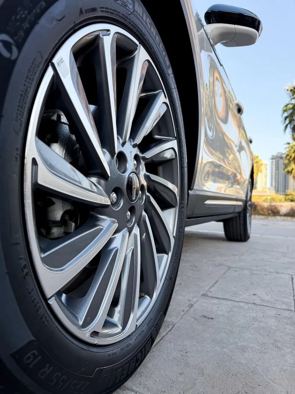 Lincoln Corsair 2024 — foto 13 de 15