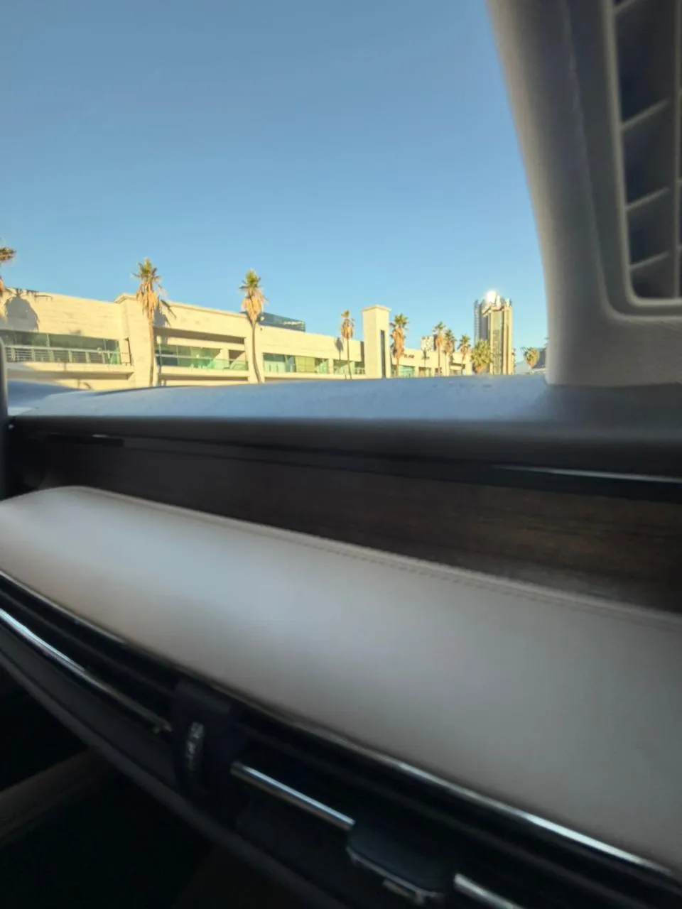 Lincoln Corsair 2024 — foto 10 de 15