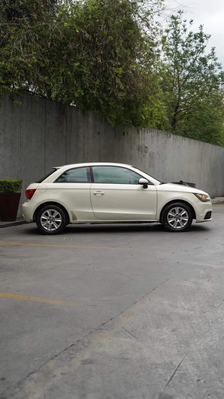 Audi A1 2014 — foto 6 de 9