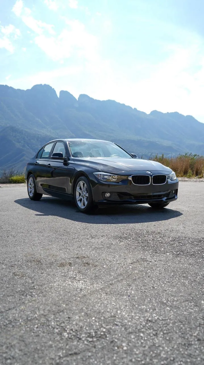 BMW Serie 3 2015 — foto 3 de 11