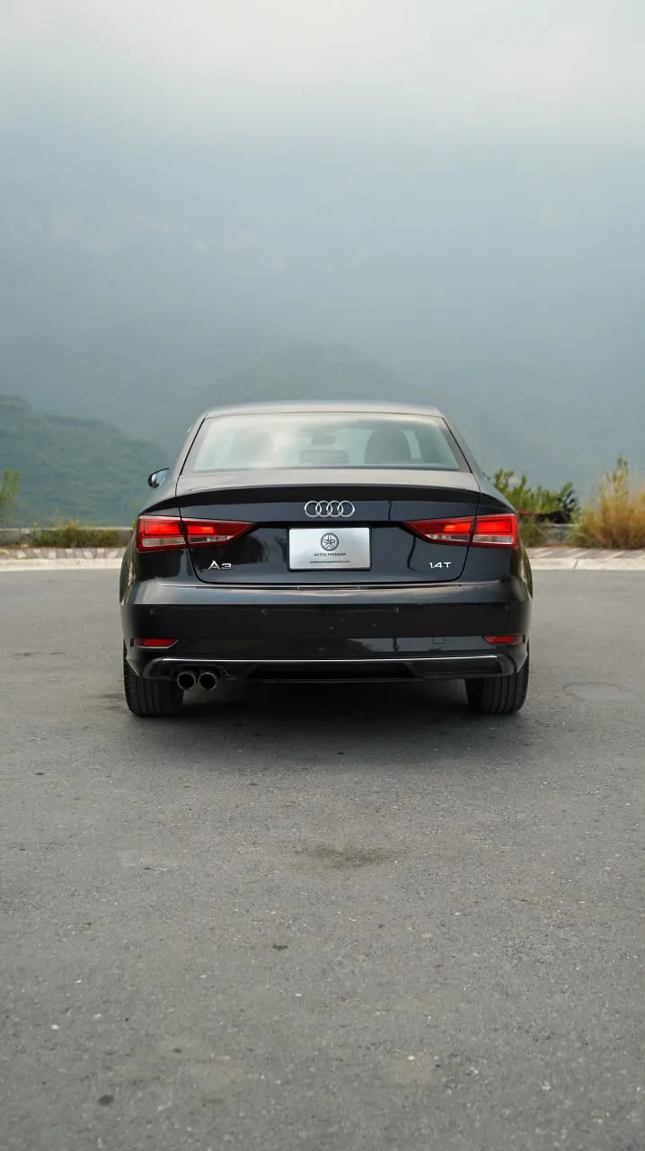 Audi A3 2018 — foto 7 de 12