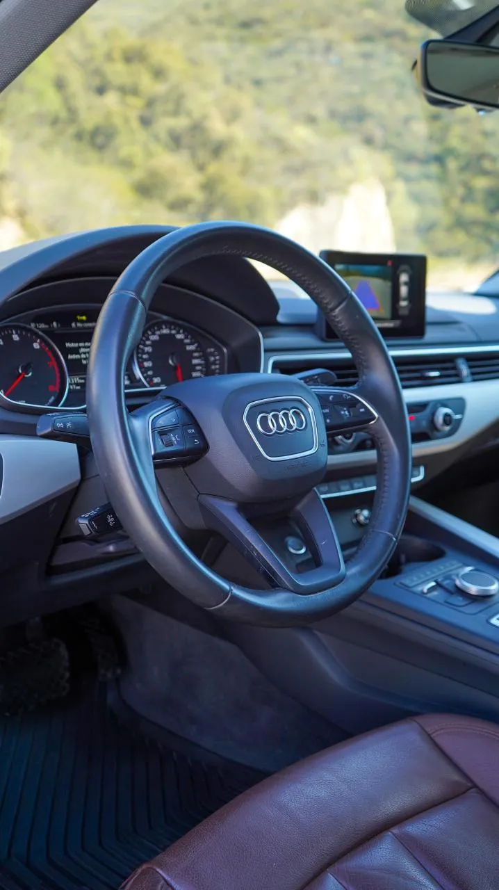 Audi A4 2019 — foto 9 de 13