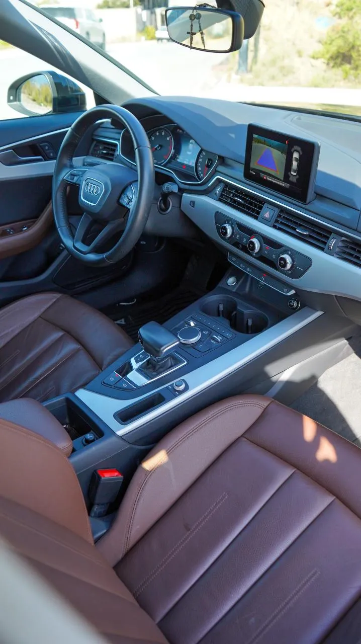 Audi A4 2019 — foto 8 de 13