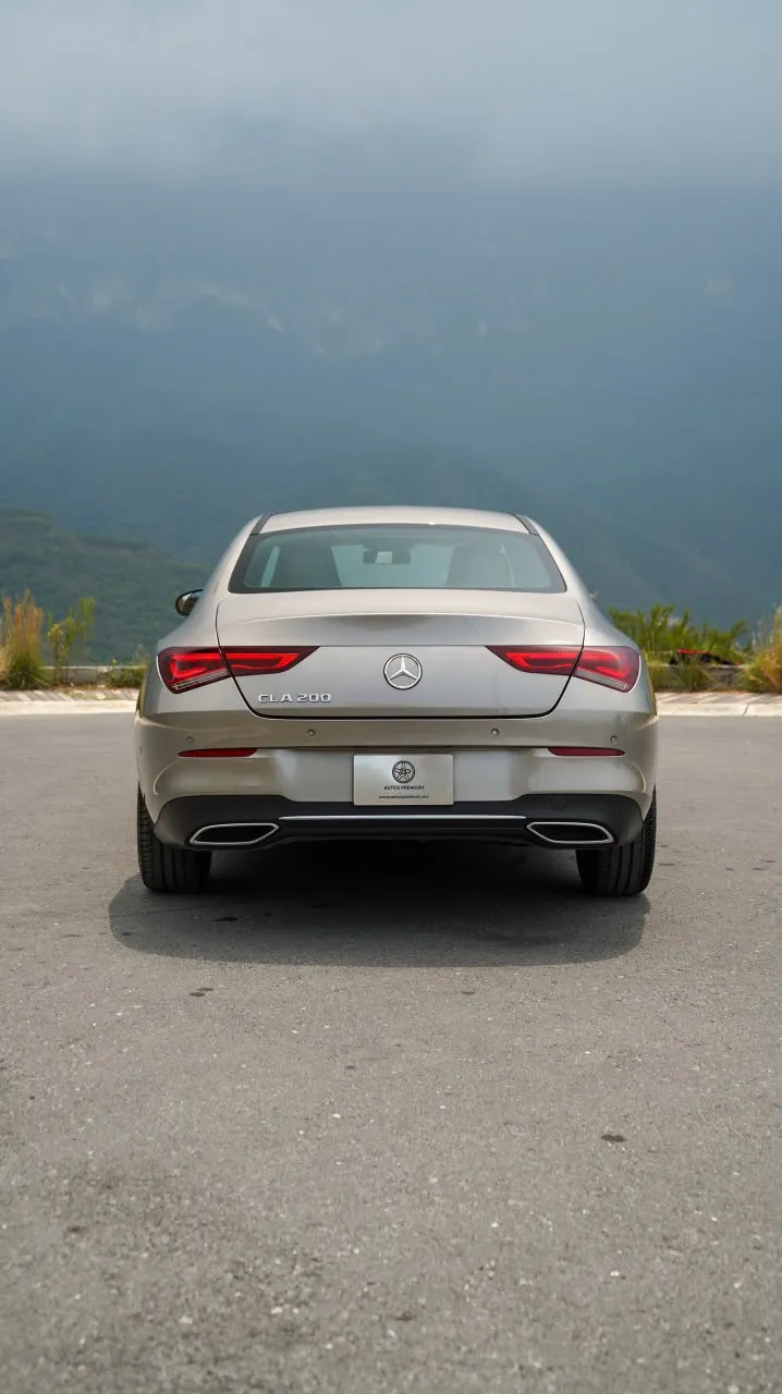 Mercedes-Benz CLA 2020 — foto 6 de 14