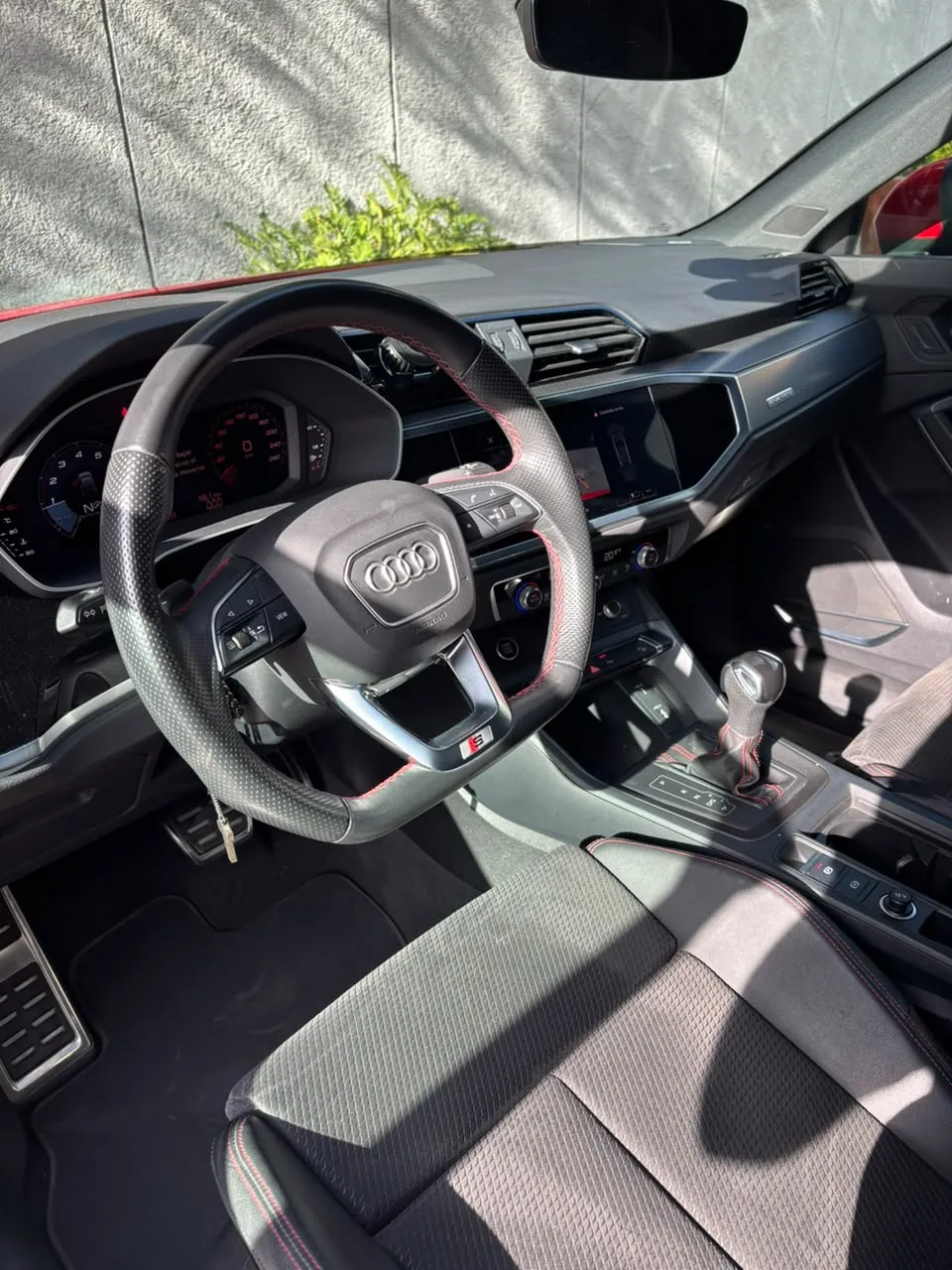 Audi Q3 Sportback 2021 — foto 6 de 10