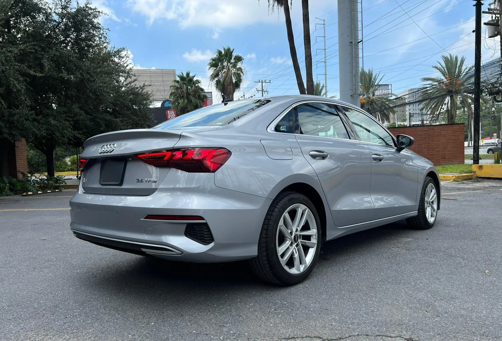 Audi A3 2023 — foto 5 de 15