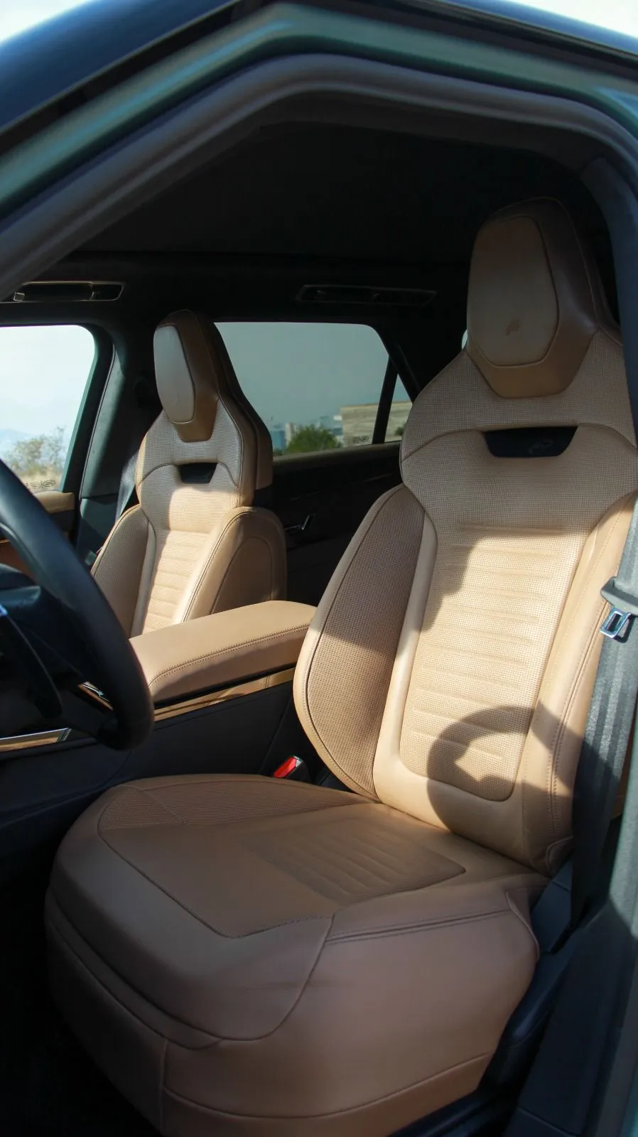Land Rover Range Rover Sport 2025 — foto 9 de 14