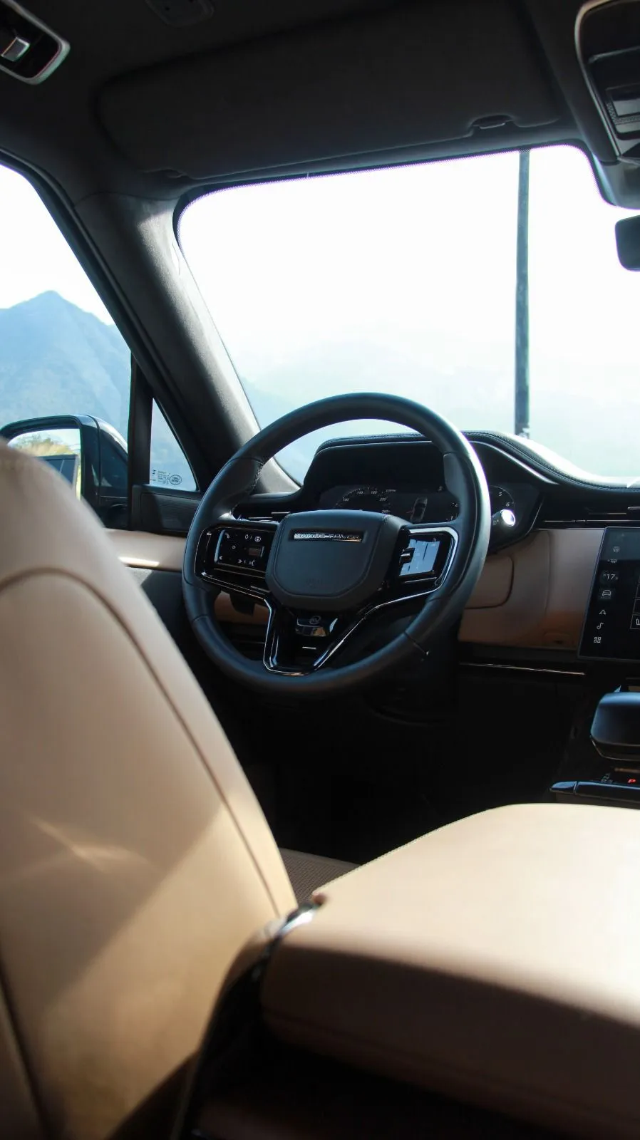 Land Rover Range Rover Sport 2025 — foto 10 de 14