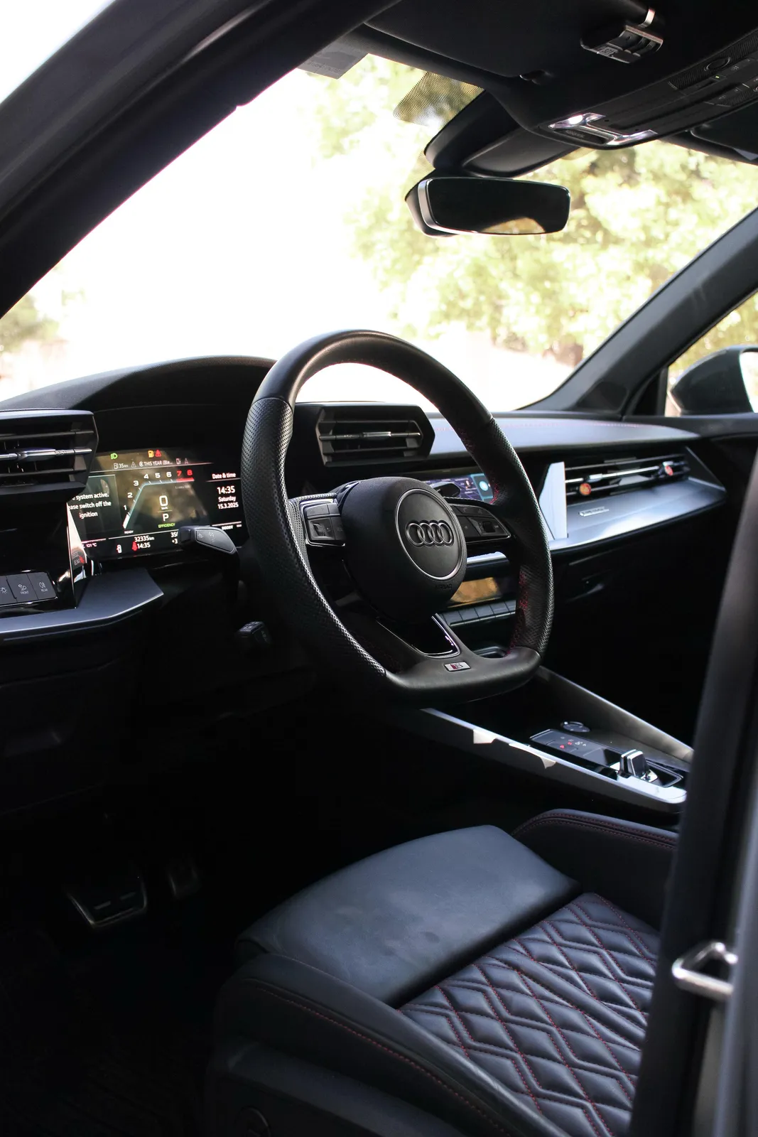 Audi S3 2023 — foto 14 de 15