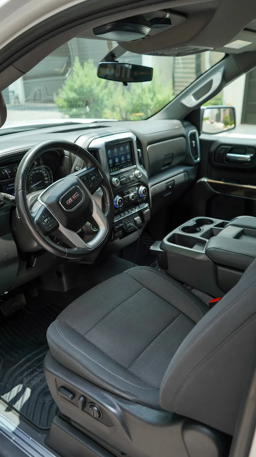 GMC Sierra 2021 — foto 11 de 15