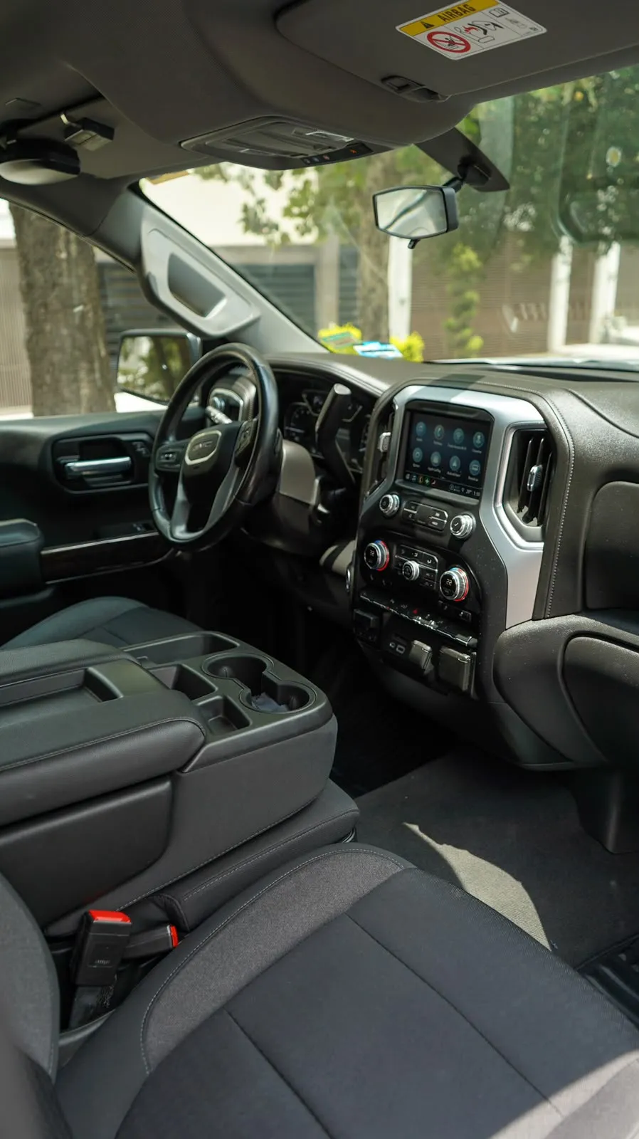 GMC Sierra 2021 — foto 6 de 15