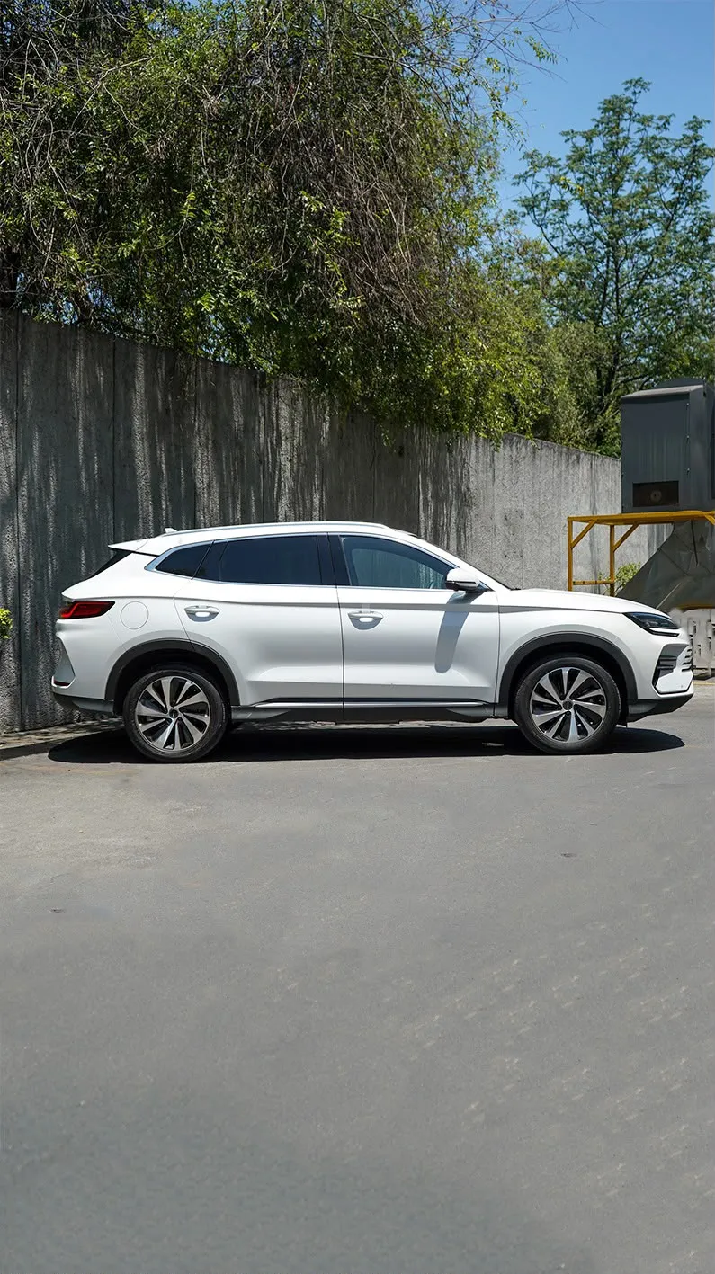 BYD Song Plus Dm-I 2025 — foto 4 de 11