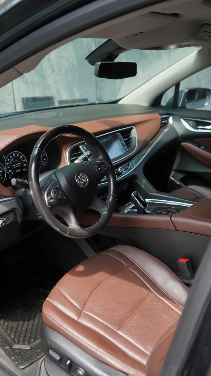 Buick Enclave 2019 — foto 10 de 11