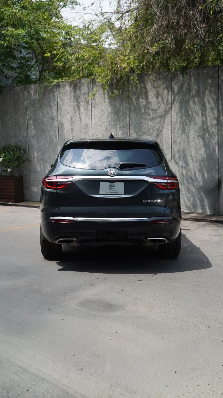 Buick Enclave 2019 — foto 5 de 11