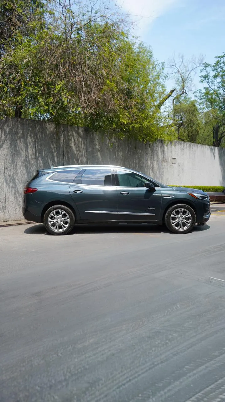 Buick Enclave 2019 — foto 3 de 11