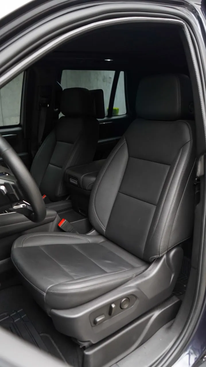 Chevrolet Tahoe 2025 — foto 9 de 13