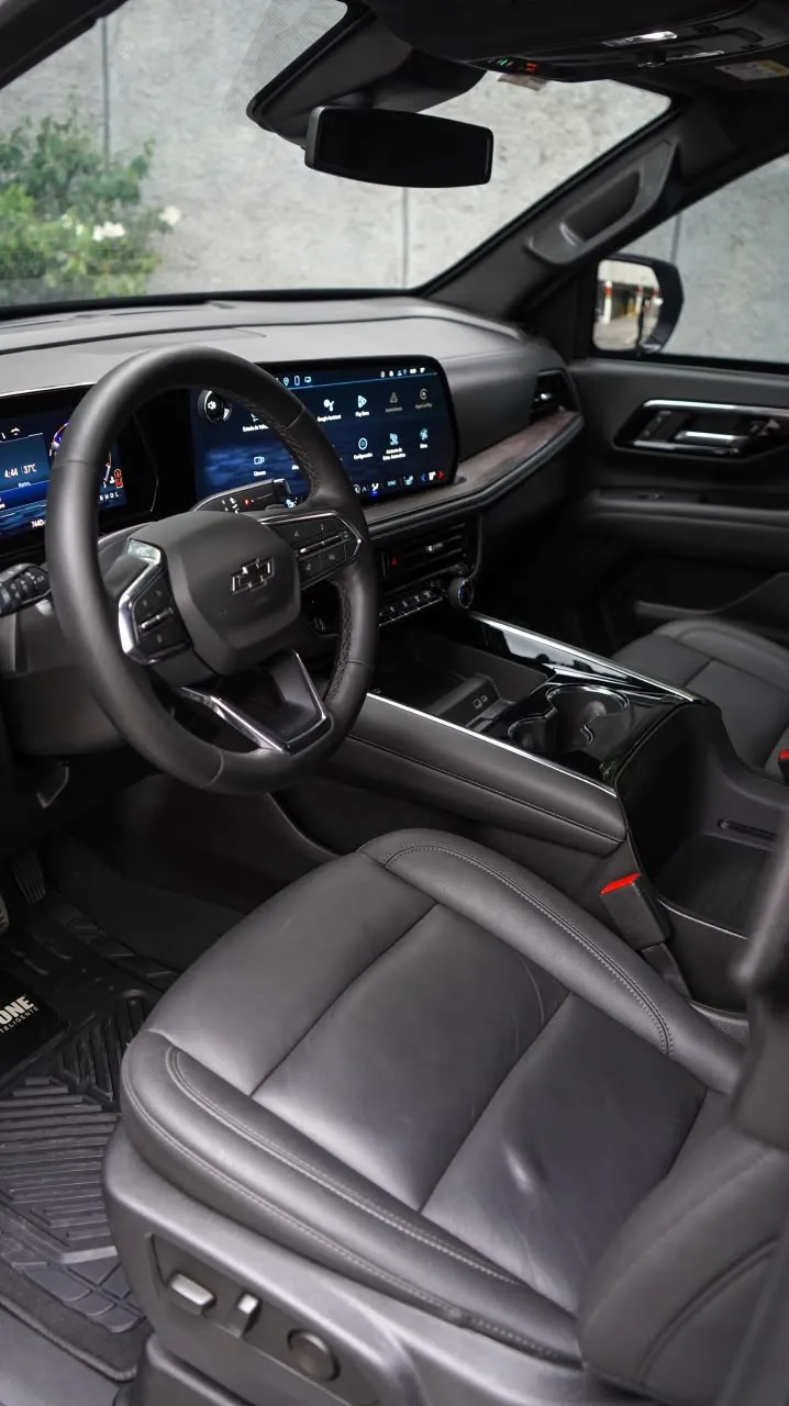 Chevrolet Tahoe 2025 — foto 8 de 13