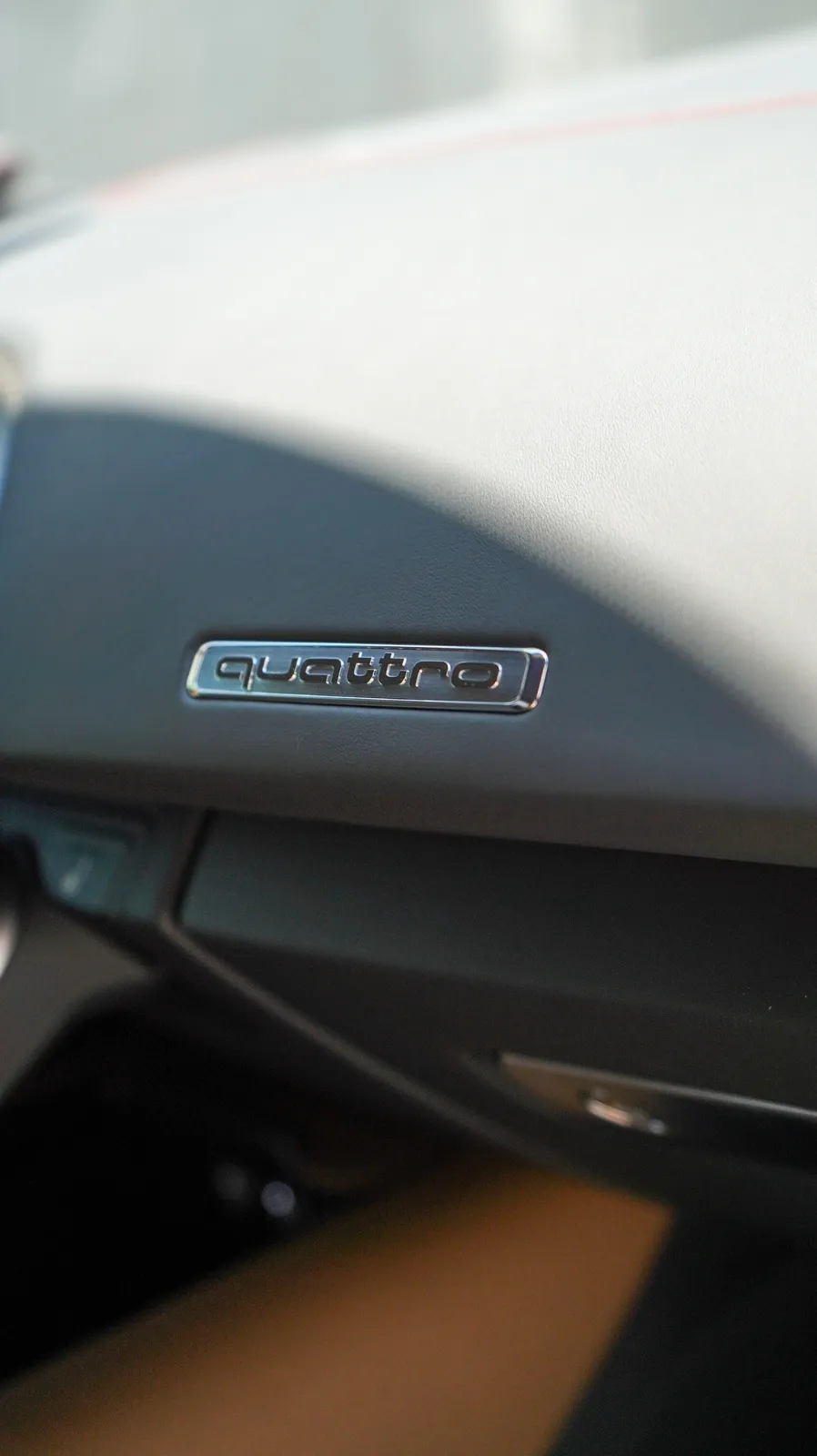 Audi R8 2023 — foto 9 de 15