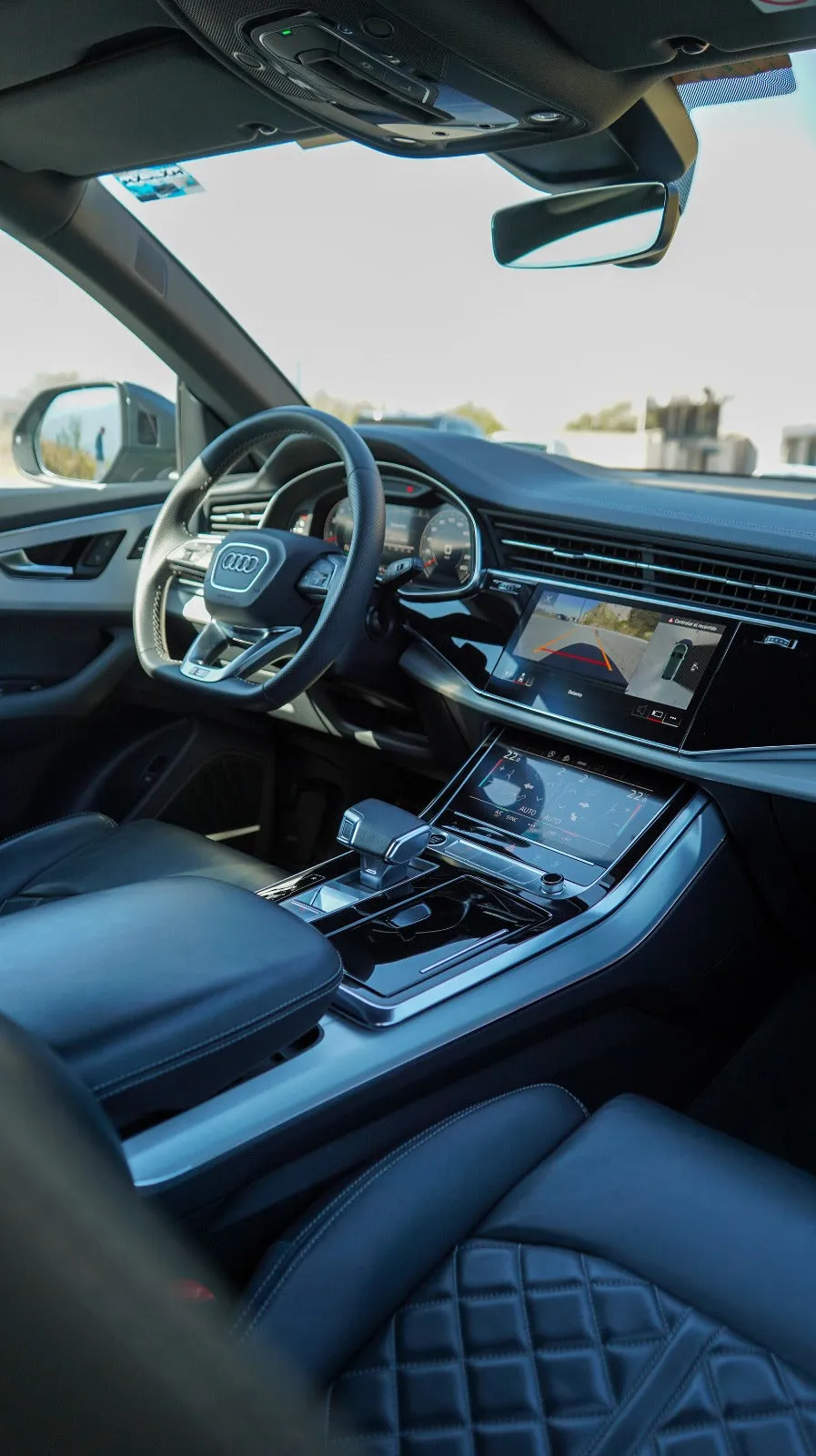 Audi Q8 2023 — foto 8 de 14