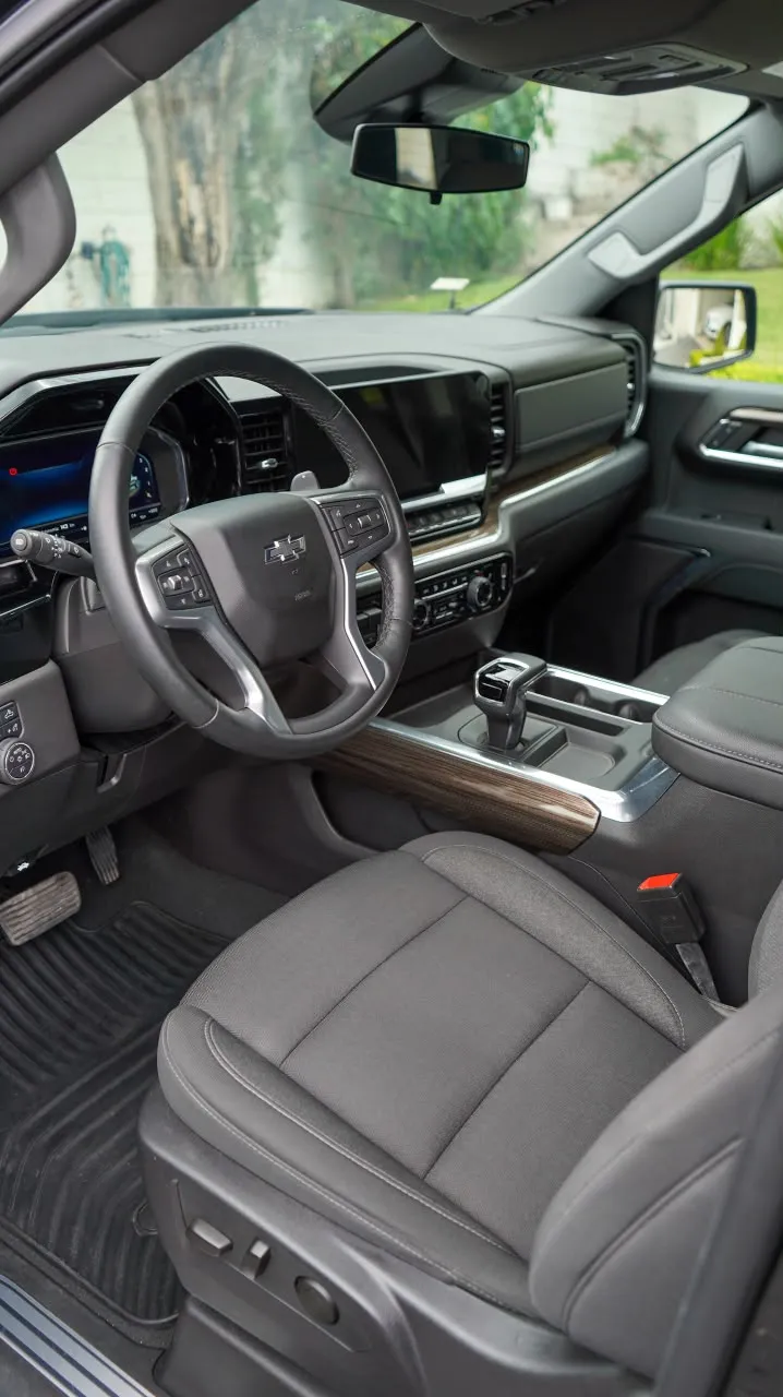 Chevrolet Cheyenne 2024 — foto 7 de 10