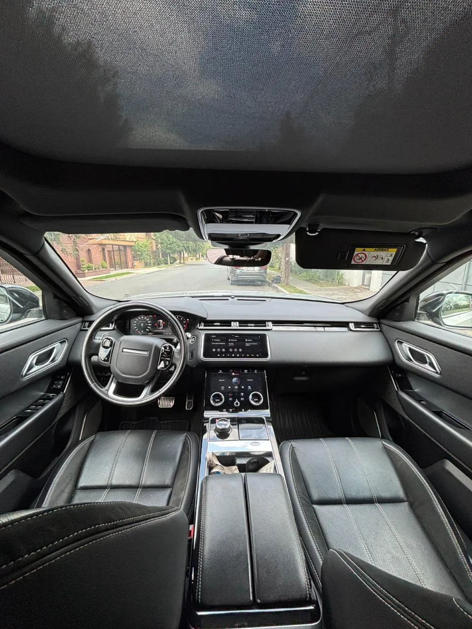 Land Rover Range Rover Velar 2019 — foto 9 de 12