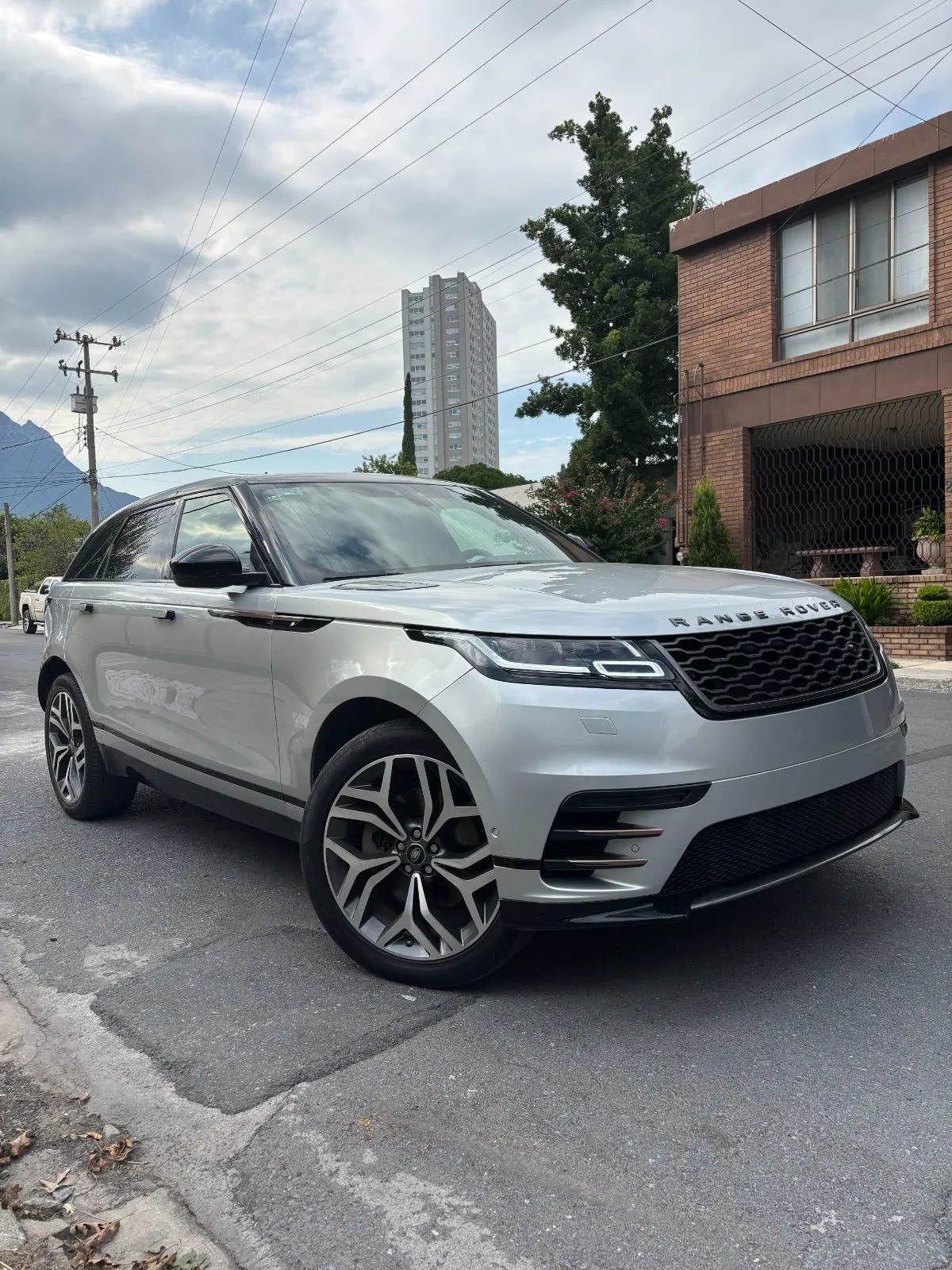 Land Rover Range Rover Velar 2019 — foto 12 de 12