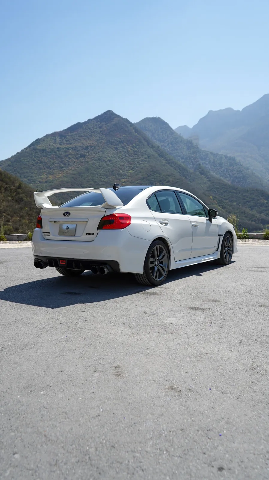 Subaru WRX 2017 — foto 7 de 13