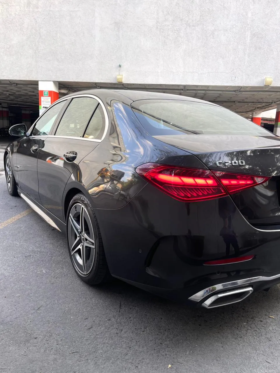 Mercedes-Benz Clase C 2023 — foto 3 de 14