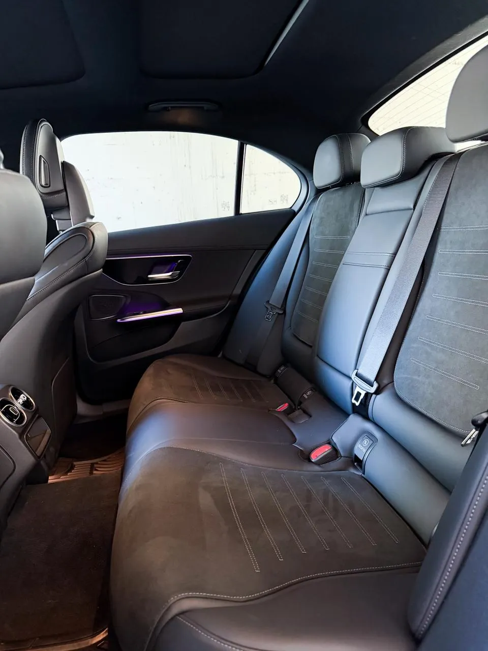 Mercedes-Benz Clase C 2025 — foto 8 de 14