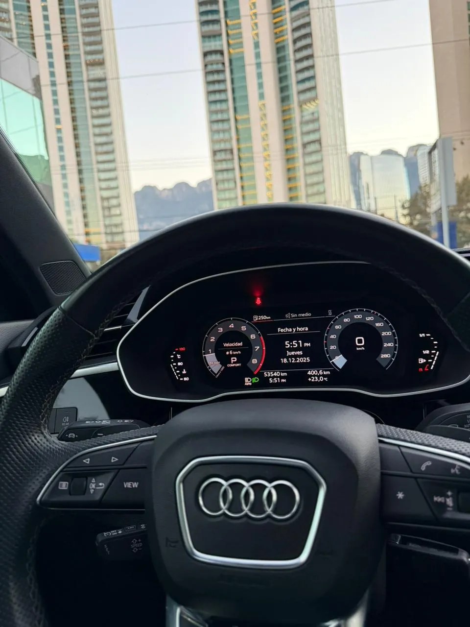 Audi Q3 2023 — foto 11 de 11