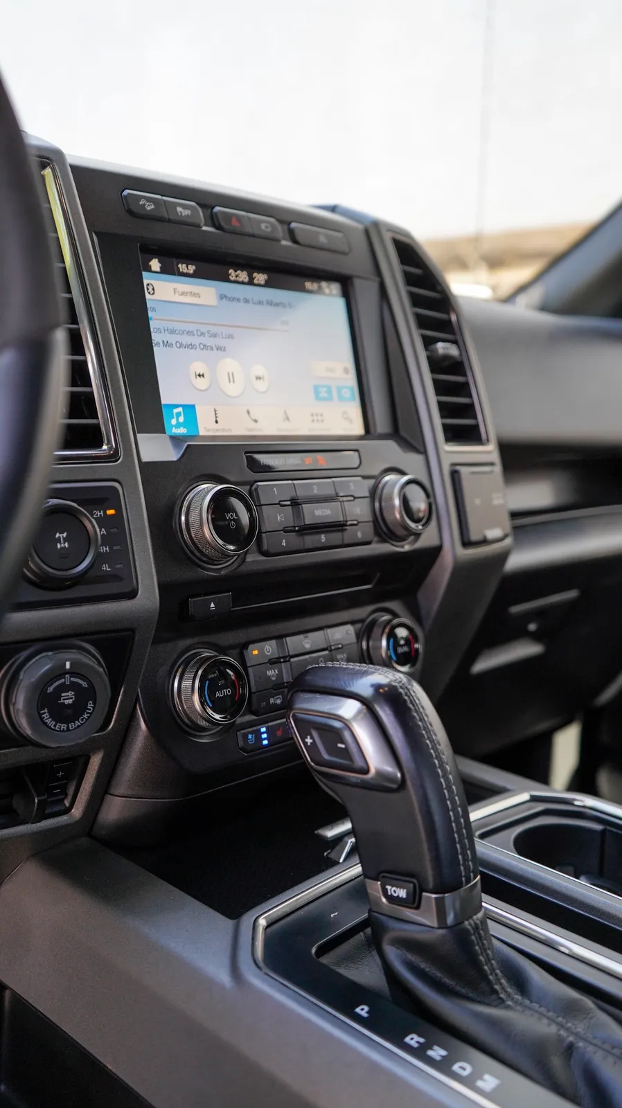 Ford Lobo Raptor 2018 — foto 8 de 12