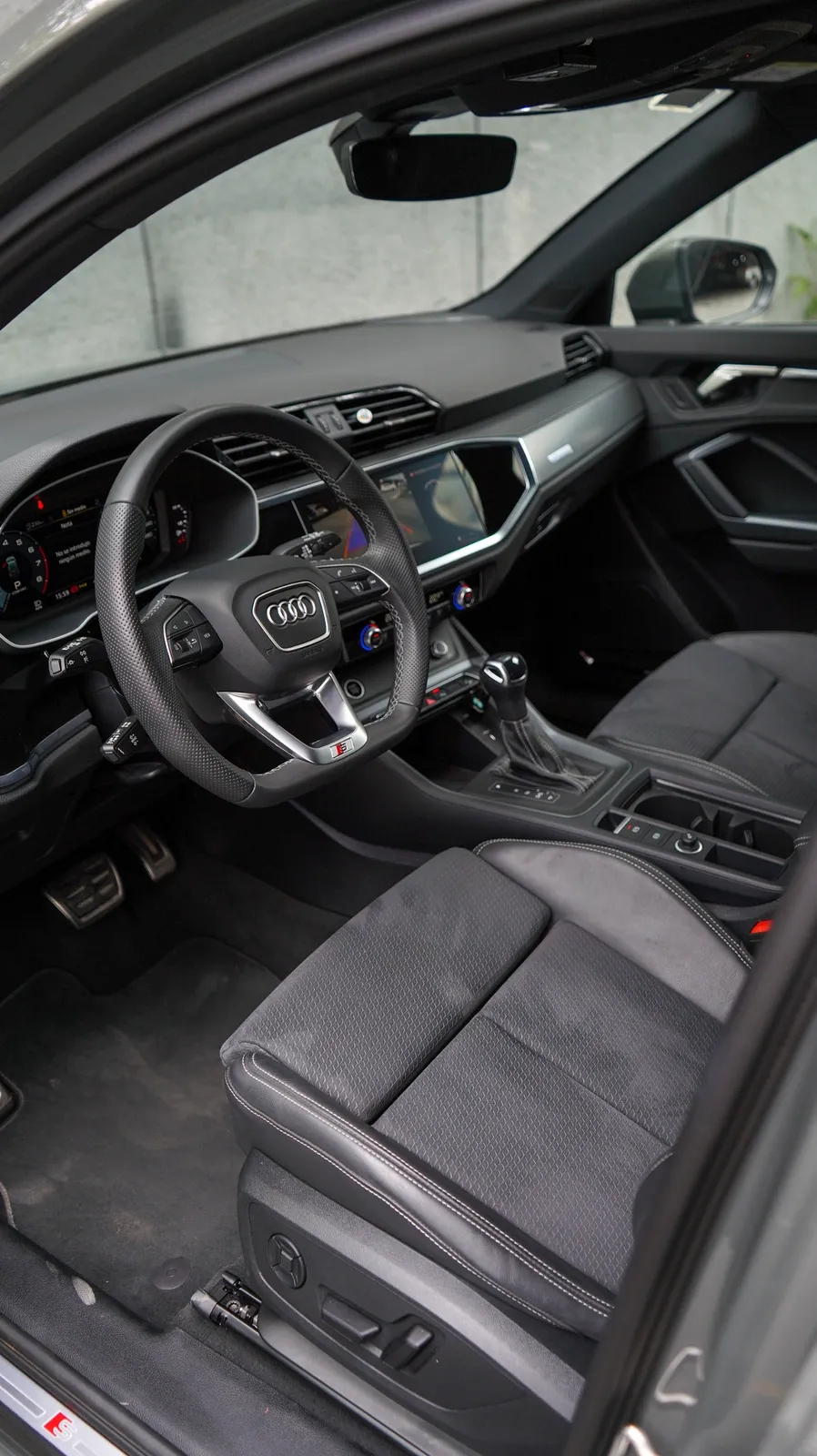 Audi Q3 2024 — foto 6 de 12
