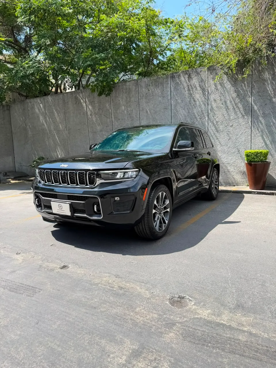 Jeep Grand Cherokee 2024 — foto 3 de 14