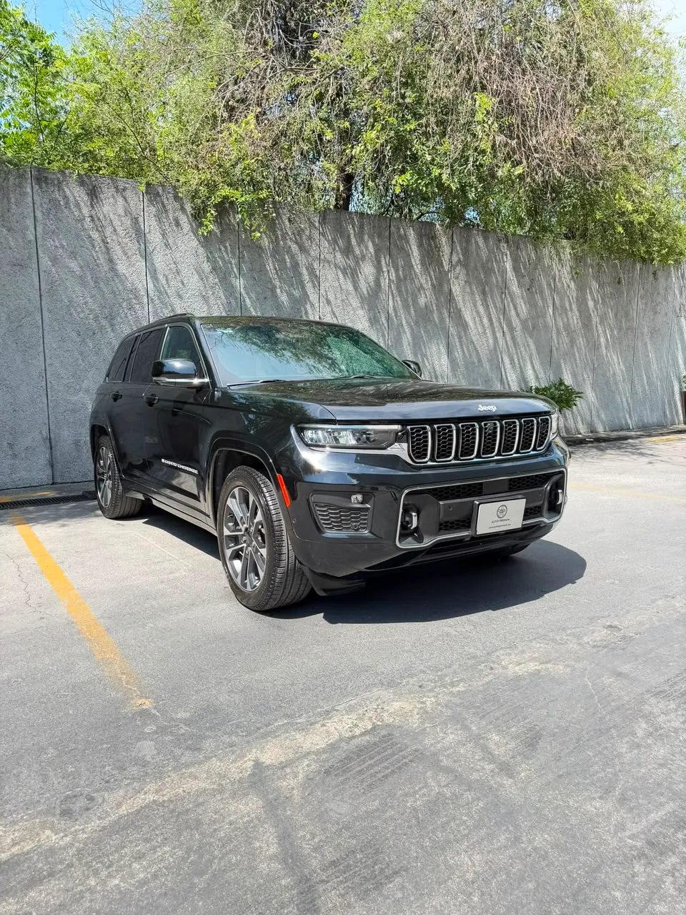 Jeep Grand Cherokee 2024 — foto 1 de 14