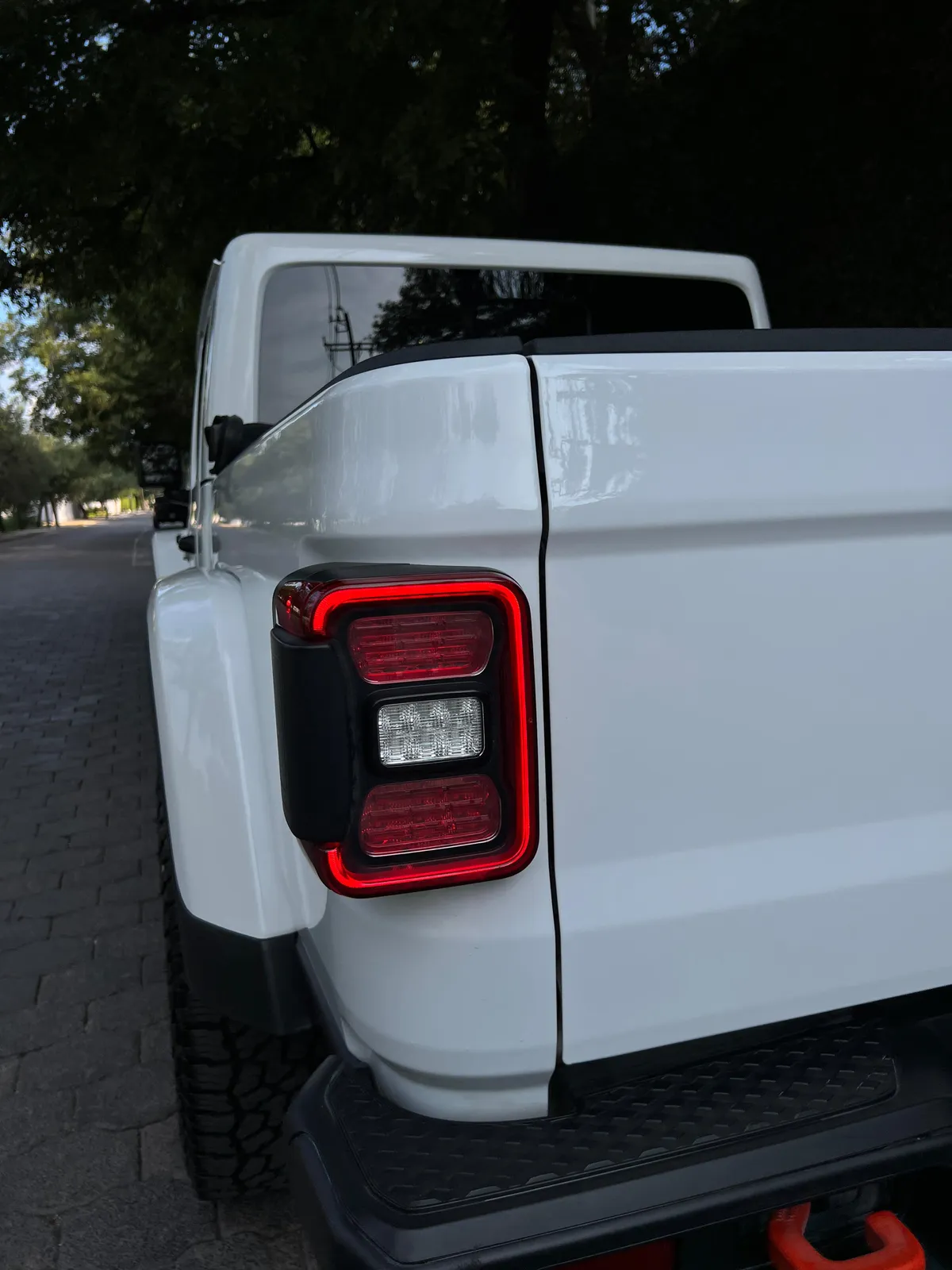 Jeep Gladiator 2023 — foto 11 de 15