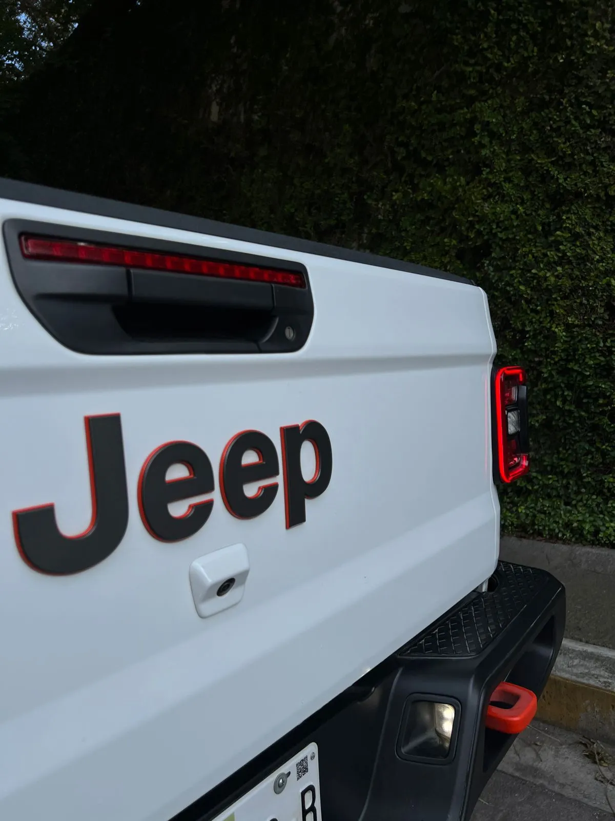 Jeep Gladiator 2023 — foto 12 de 15