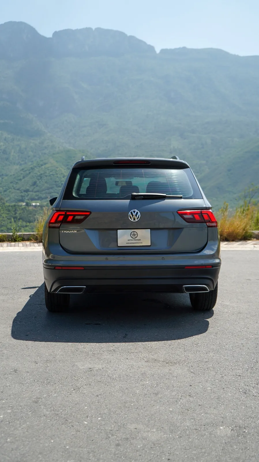 Volkswagen Tiguan 2019 — foto 5 de 9