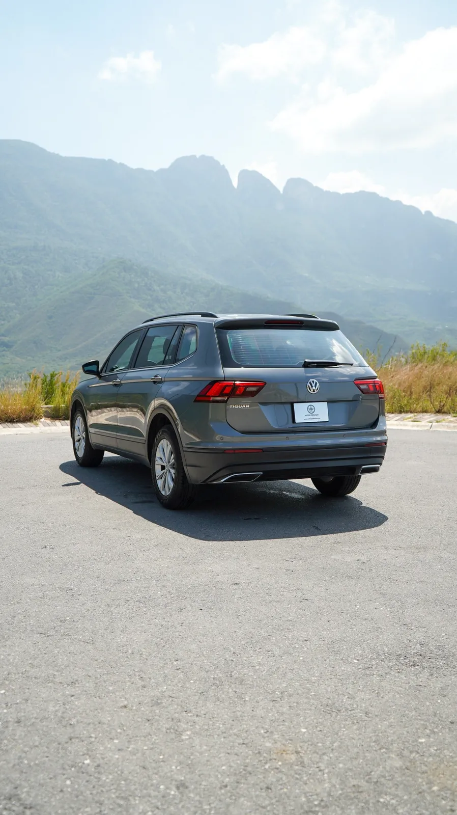 Volkswagen Tiguan 2019 — foto 4 de 9