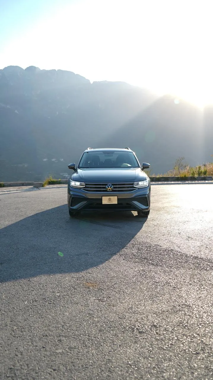 Volkswagen Tiguan 2022 — foto 2 de 13