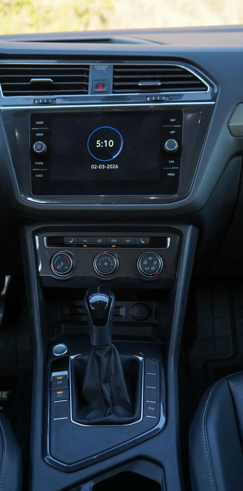 Volkswagen Tiguan 2022 — foto 12 de 13