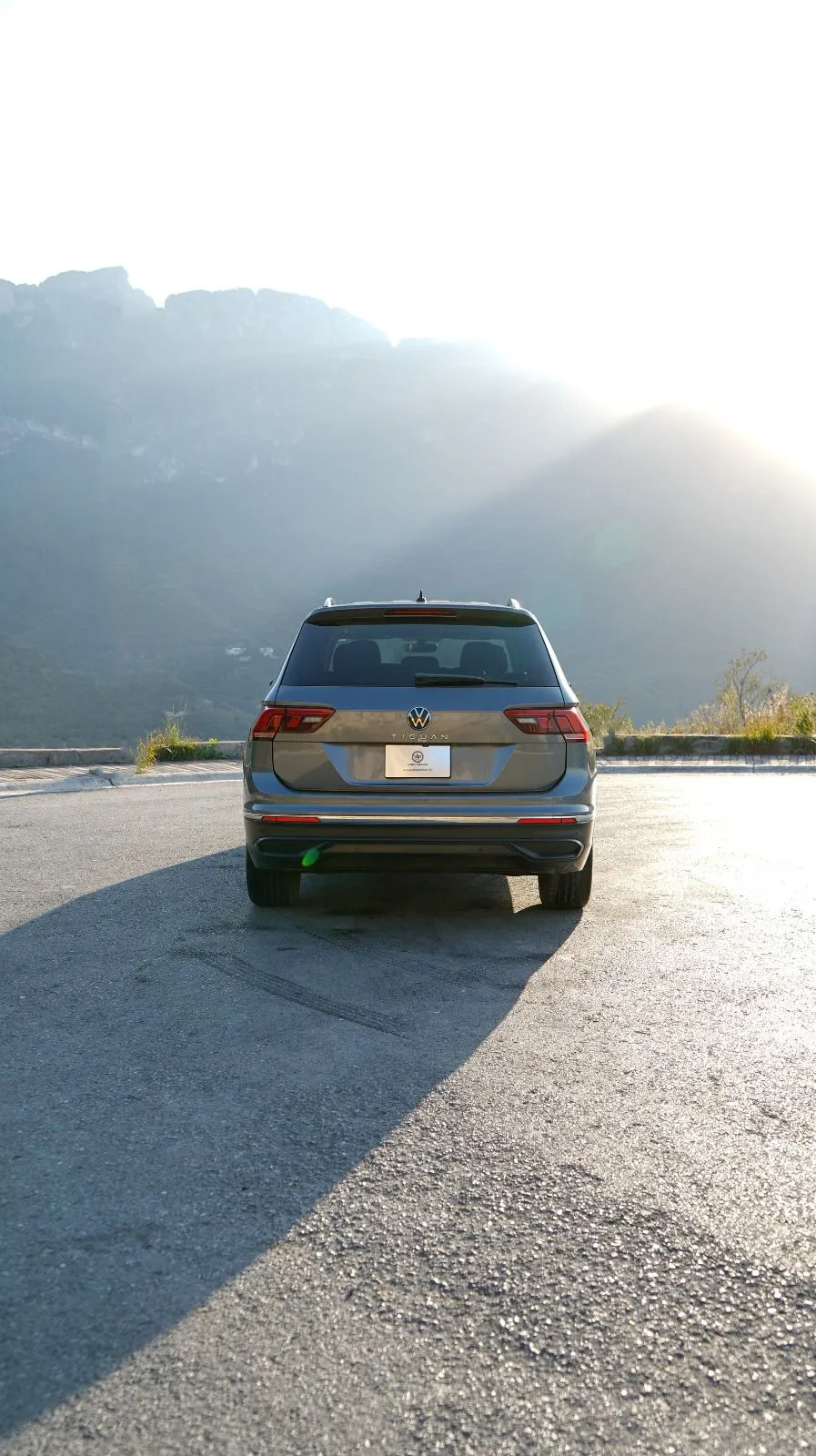 Volkswagen Tiguan 2022 — foto 5 de 13