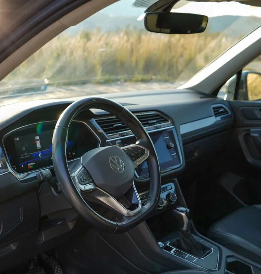 Volkswagen Tiguan 2022 — foto 13 de 13