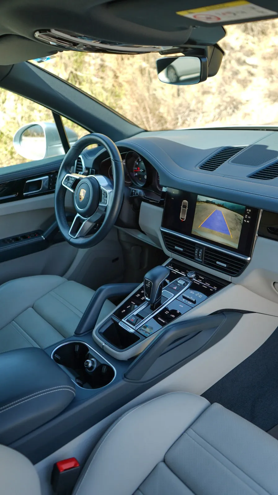 Porsche Cayenne 2022 — foto 15 de 15