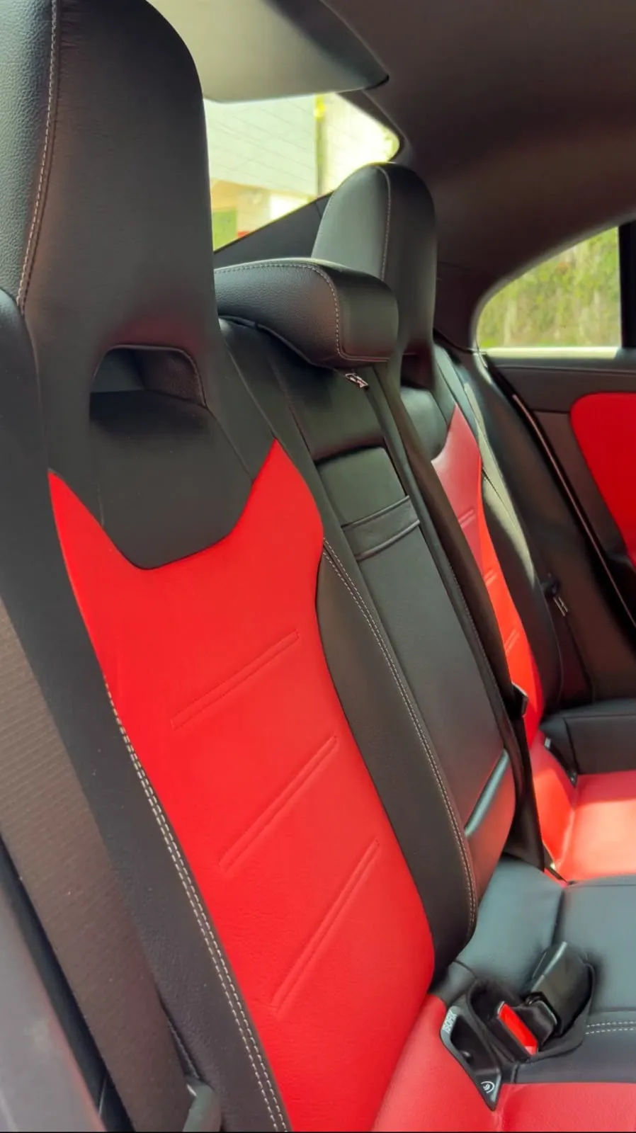 Mercedes-Benz CLA 2023 — foto 12 de 14
