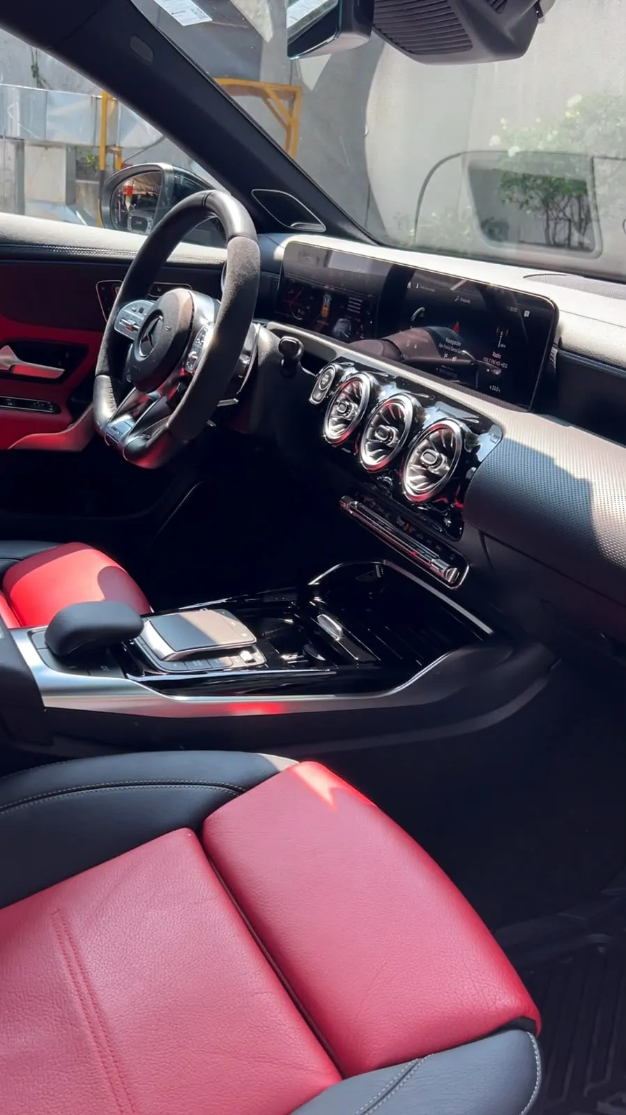 Mercedes-Benz CLA 2023 — foto 10 de 14