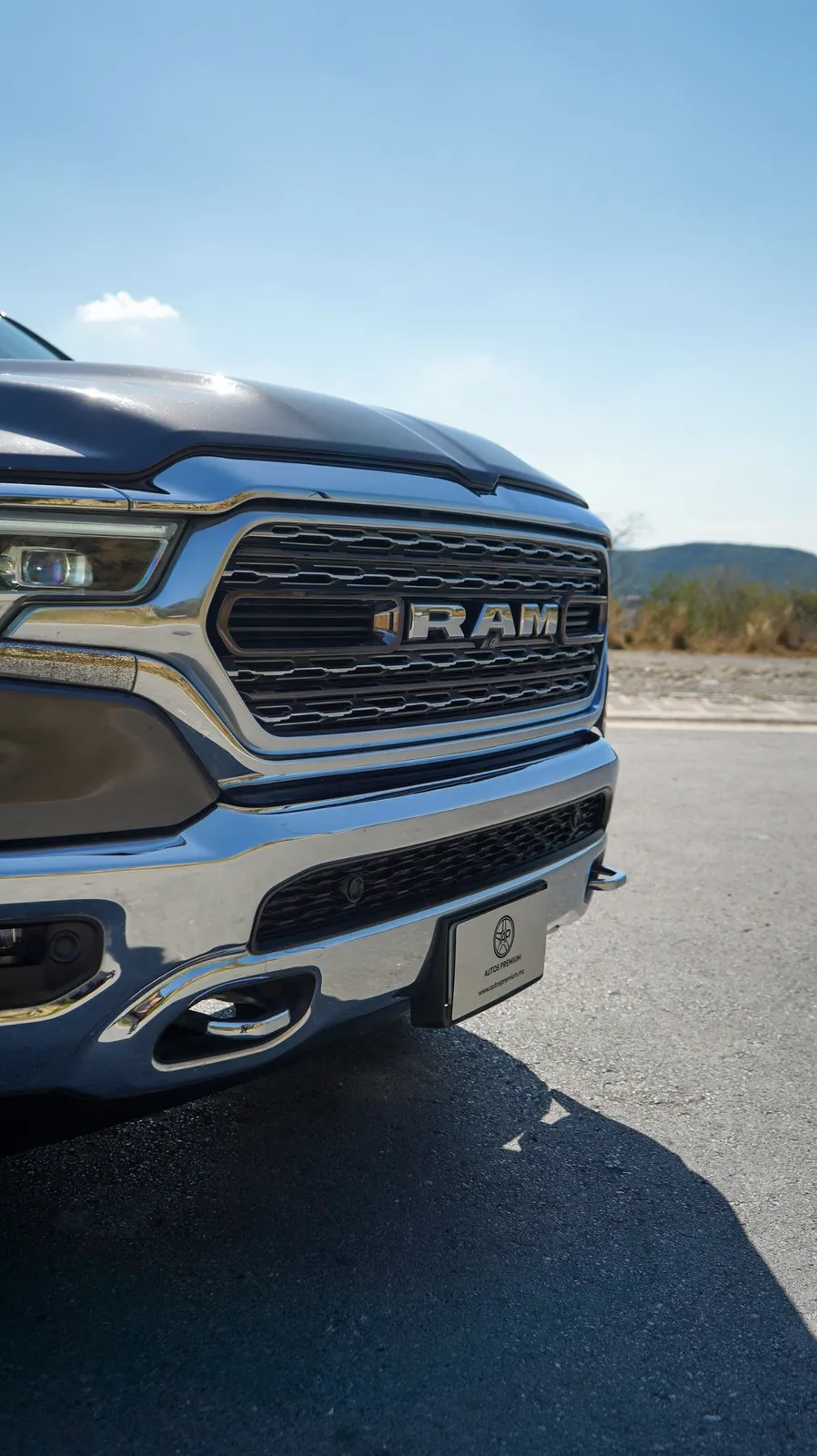 RAM 1500 2021 — foto 3 de 14