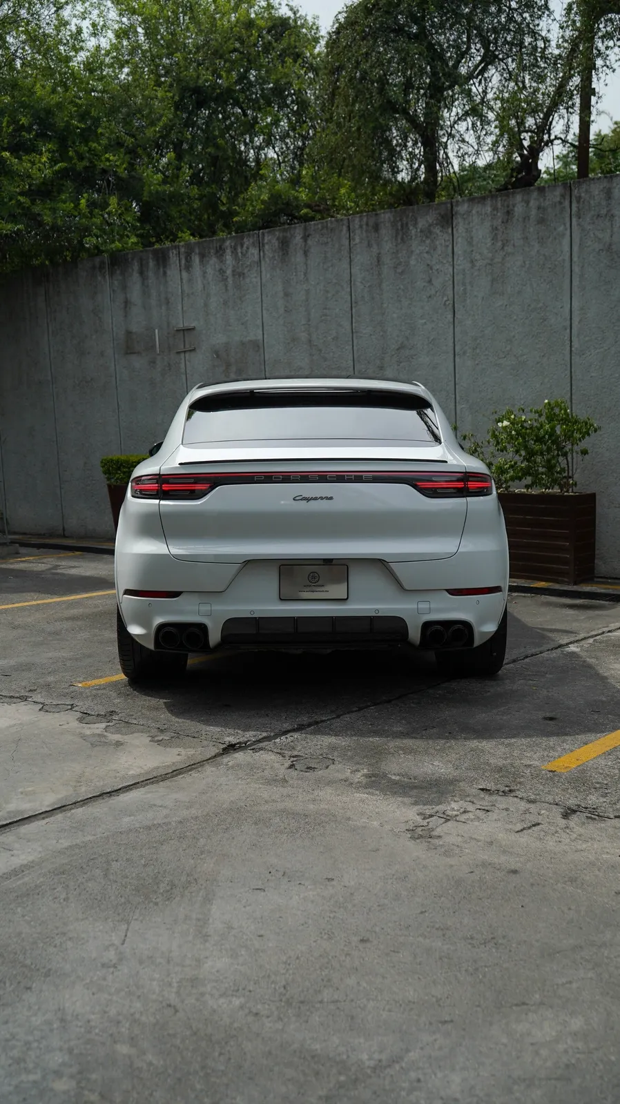 Porsche Cayenne coupé 2023 — foto 4 de 12